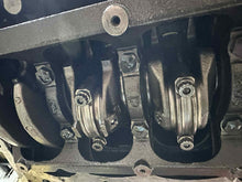 Load image into Gallery viewer, 7 bolt refreshed 2.0 long block motor