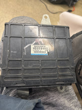 Load image into Gallery viewer, 2g 1999 Black Box Flashable ECU MD359402
