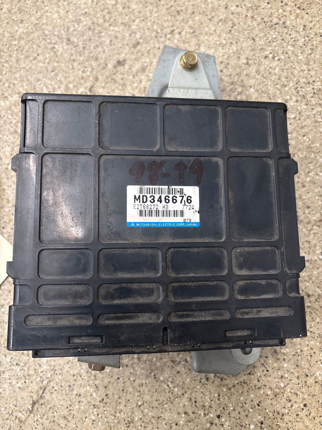 2g ECU black box flashable MD346676