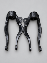 Load image into Gallery viewer, 2g 95-99 DSM left &amp; right strut forks powder coated black