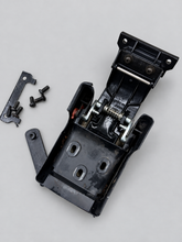 Load image into Gallery viewer, 1ga 1990 sunroof latch assembly