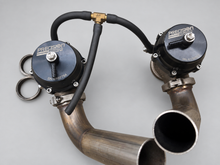 Load image into Gallery viewer, Masfab Twin Scroll T4 SideWinder Twin Scroll T4 exhaust manifold, Precision 46mm Wastegates and Bullseye S372 Turbocharger.