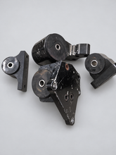 Load image into Gallery viewer, Torque Solution Motor Mount Set – 2G DSM 1995–1999 Manual – Used
