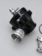 Load image into Gallery viewer, TiAL QR Recirculating BOV Black with Clamp &amp; O-ring.