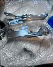 Load image into Gallery viewer, 2g 1g GVR4 Quick Release Hood Hinges made by FBF