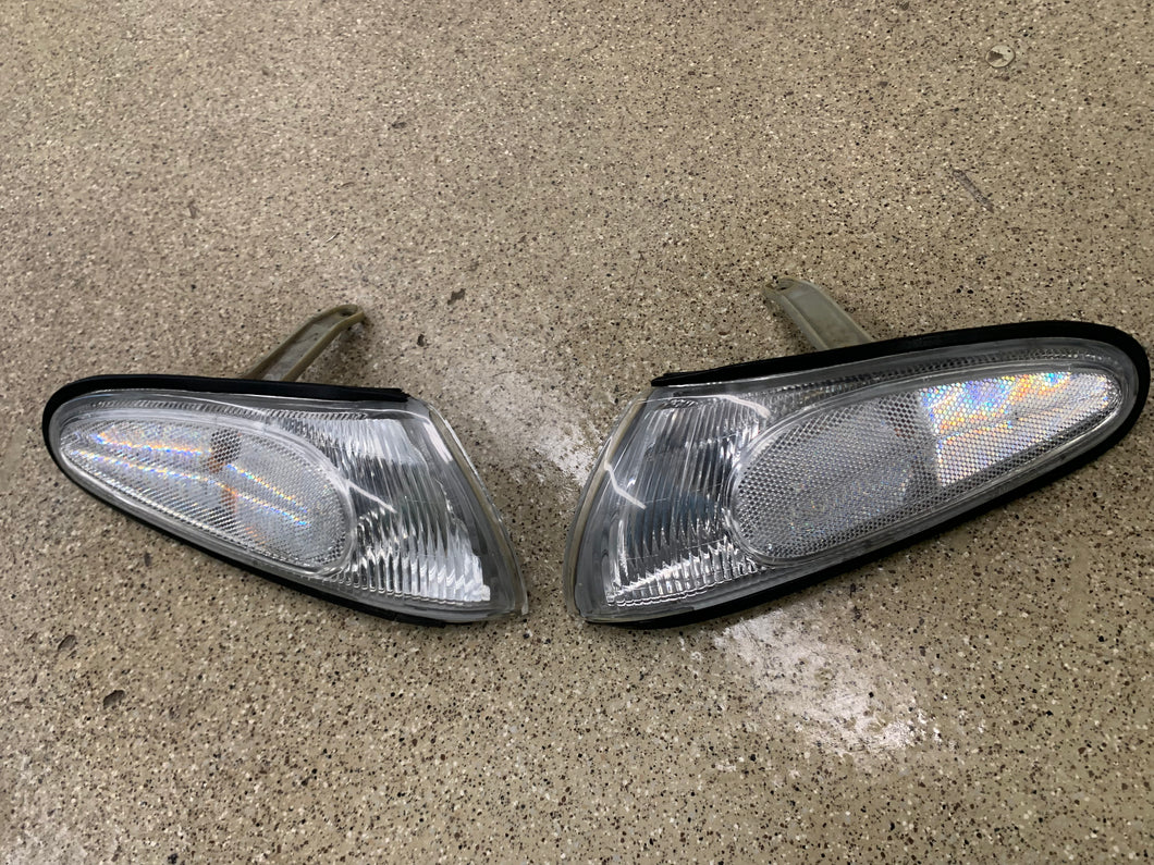 1g 91-94 DSM clear corner/turn signal lights