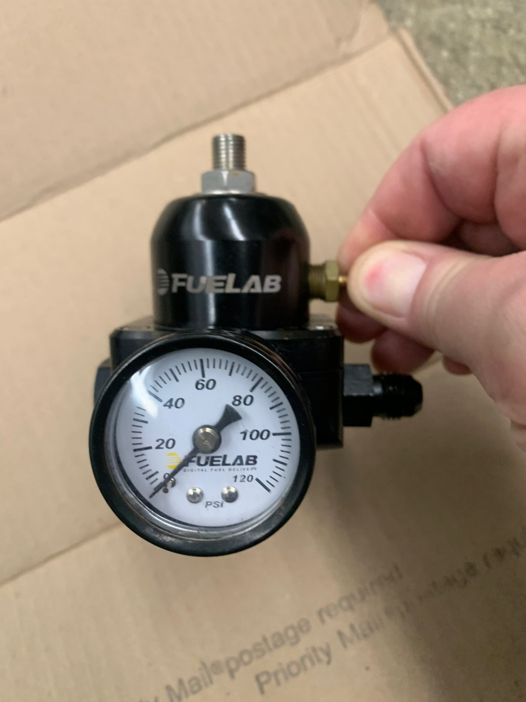 Fuelab black AFPR with gauge