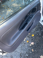 Load image into Gallery viewer, 1998 Eagle Talon TSI FWD Auto 135k miles