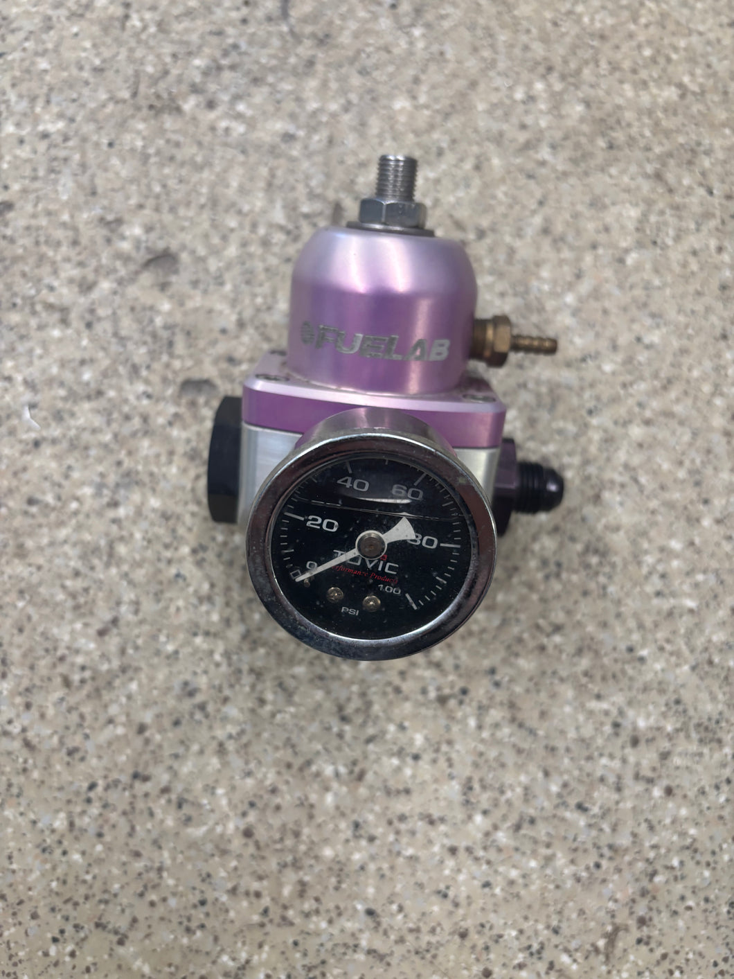 Fuelab AFPR with gauge