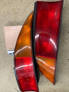 2G EURO taillights 95-99 made by Stanley.