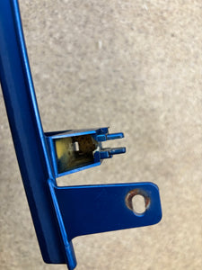 1990-91 DSM Plymouth laser blue metallic front grille