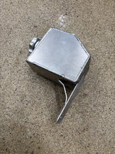 Load image into Gallery viewer, Gamble garage Overflow tank screw on top.