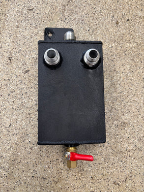 Oil Catch can -10an fittings.