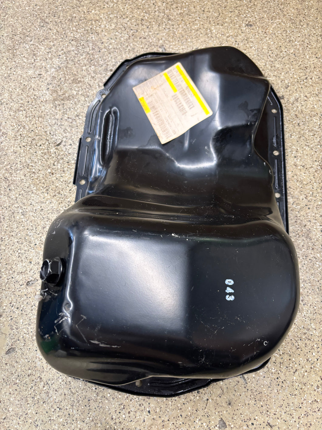 Genuine OEM Mitsubishi 7 bolt oil pan 92-99 (New)