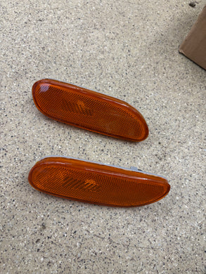 2g 95-99 front bumper  marker lights passenger & drivers