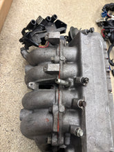 Load image into Gallery viewer, Cyclone intake manifold with throttlebody, coil pack.