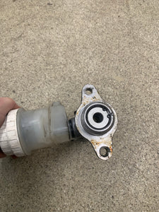 3g eclipse brake master cylinder