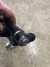 Load image into Gallery viewer, Magnus 1000hp fuel rail DSM/Evo 4g63 -8an fittings