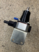 Load image into Gallery viewer, Aeromotive AFPR with gauge.