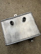 Load image into Gallery viewer, Catch can -10an fittings