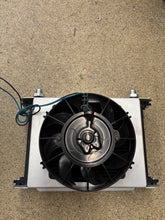 Load image into Gallery viewer, DERALE 13960 - 25 ROW HYPER-COOL REMOTE TRANS COOLER -8an fittings