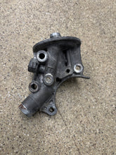 Load image into Gallery viewer, 6 Bolt forward facing oil filter housing DSM 4G63