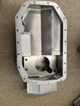 Load image into Gallery viewer, Moroso 6 bolt baffled oil pan 4G63 DSM (20960)