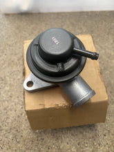 Load image into Gallery viewer, Mitsubishi 1g OEM BOV md160689 (NEW)