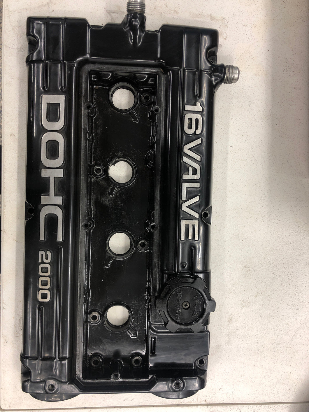 CRACKED! Valve cover with -10 an fittings