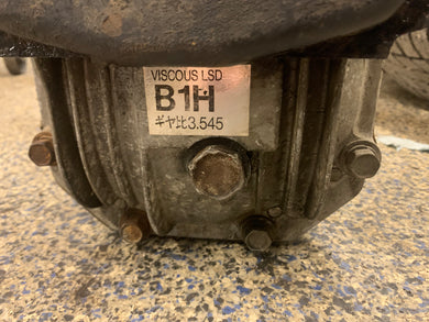 1g Manual 4 bolt LSD rear diff