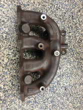 Load image into Gallery viewer, EVO 8 / 9 Exhaust Manifold
