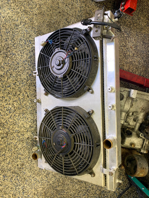 1g Aluminum radiator with fans and shroud
